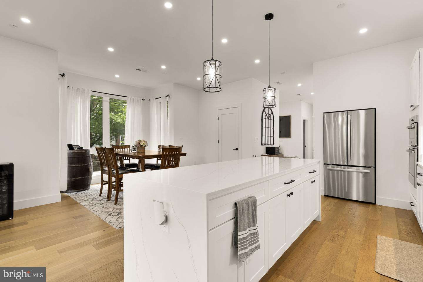 5401 8TH ST NW #B, WASHINGTON, District Of Columbia 20011, 3 Bedrooms Bedrooms, ,2 BathroomsBathrooms,Residential,For sale,5401 8TH ST NW #B,DCDC2203906 MLS # DCDC2203906