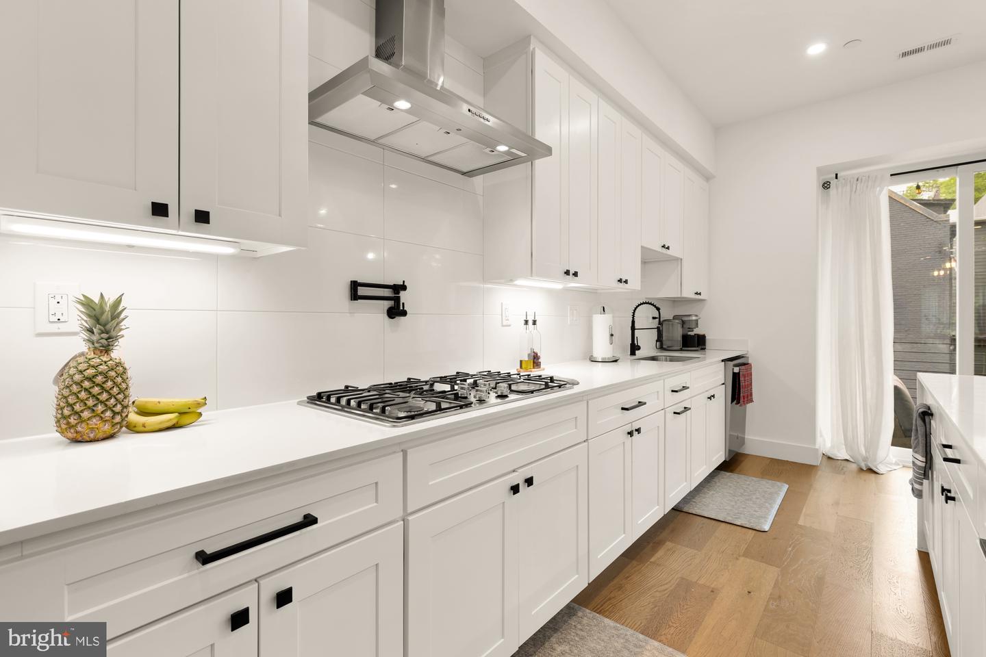 5401 8TH ST NW #B, WASHINGTON, District Of Columbia 20011, 3 Bedrooms Bedrooms, ,2 BathroomsBathrooms,Residential,For sale,5401 8TH ST NW #B,DCDC2203906 MLS # DCDC2203906