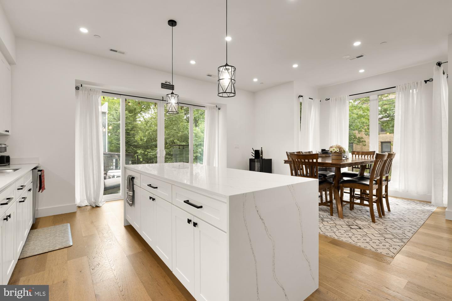 5401 8TH ST NW #B, WASHINGTON, District Of Columbia 20011, 3 Bedrooms Bedrooms, ,2 BathroomsBathrooms,Residential,For sale,5401 8TH ST NW #B,DCDC2203906 MLS # DCDC2203906