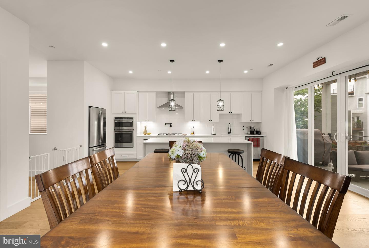 5401 8TH ST NW #B, WASHINGTON, District Of Columbia 20011, 3 Bedrooms Bedrooms, ,2 BathroomsBathrooms,Residential,For sale,5401 8TH ST NW #B,DCDC2203906 MLS # DCDC2203906