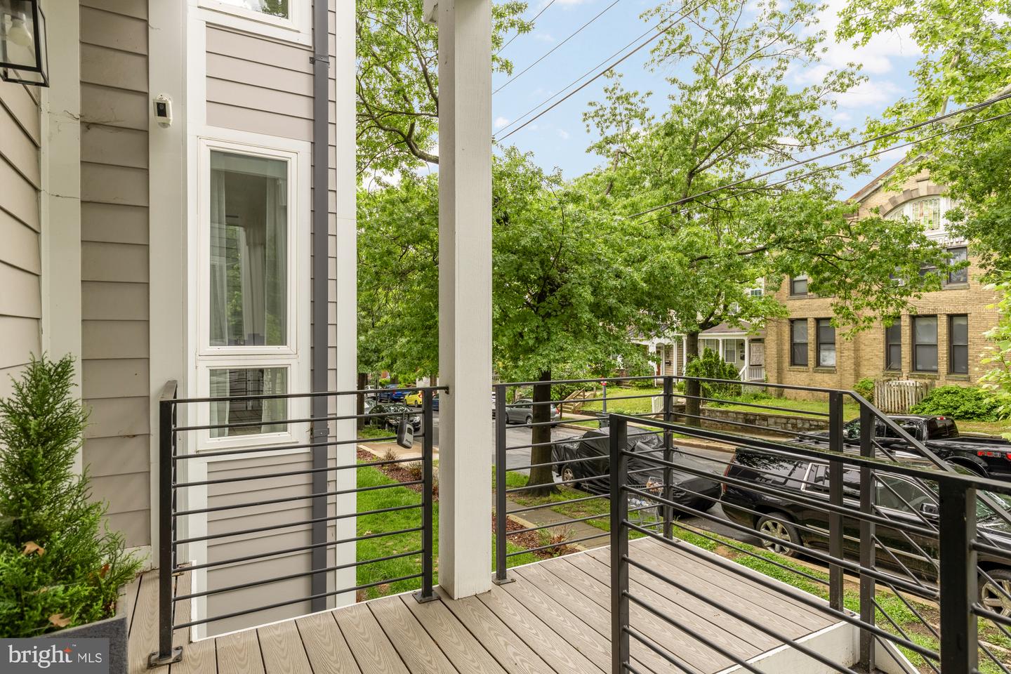 5401 8TH ST NW #B, WASHINGTON, District Of Columbia 20011, 3 Bedrooms Bedrooms, ,2 BathroomsBathrooms,Residential,For sale,5401 8TH ST NW #B,DCDC2203906 MLS # DCDC2203906