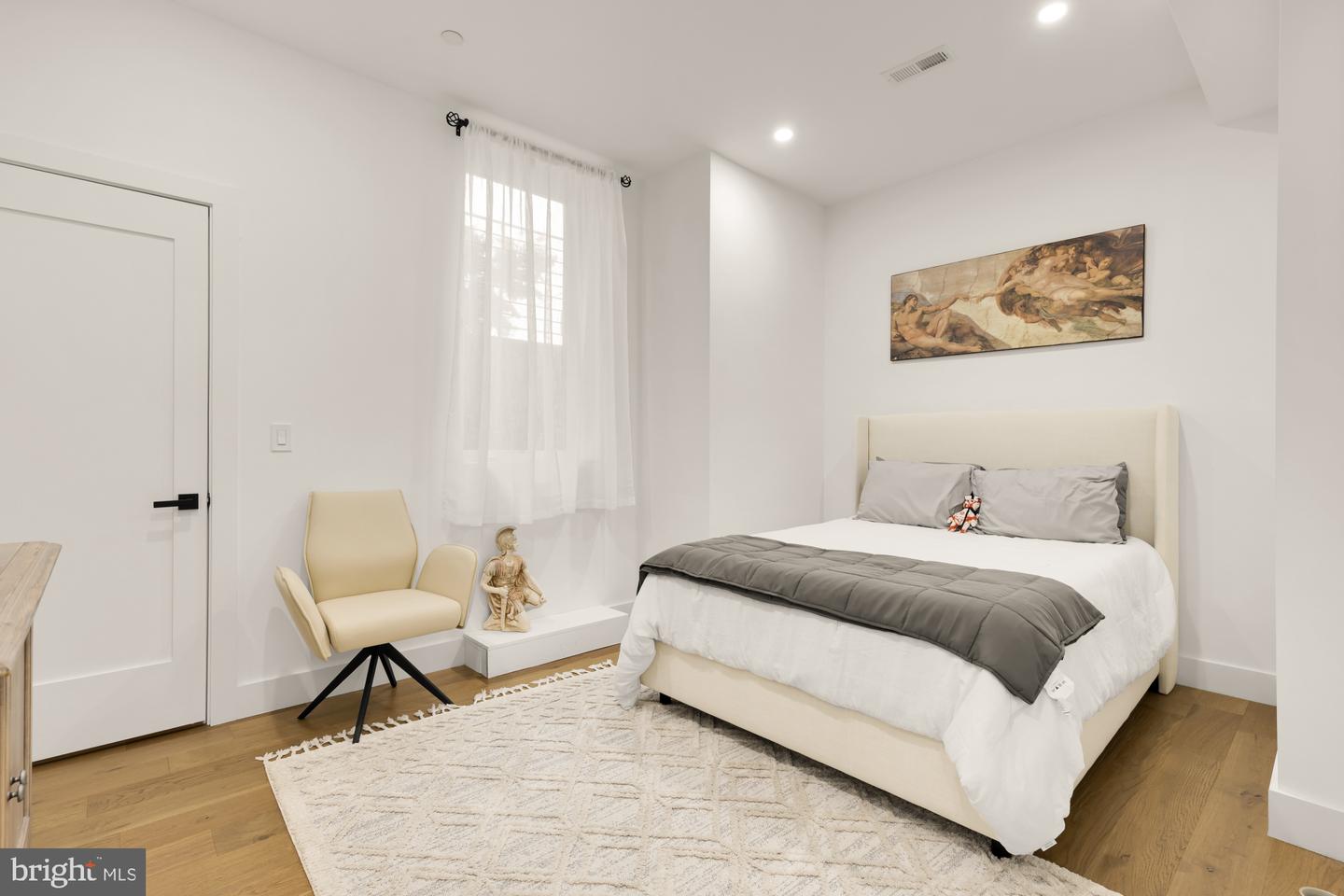5401 8TH ST NW #B, WASHINGTON, District Of Columbia 20011, 3 Bedrooms Bedrooms, ,2 BathroomsBathrooms,Residential,For sale,5401 8TH ST NW #B,DCDC2203906 MLS # DCDC2203906