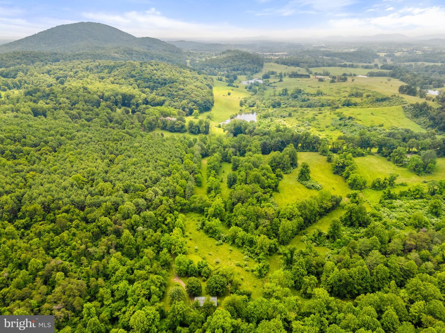 11066 MORELAND RD, DELAPLANE, Virginia 20144, 2 Bedrooms Bedrooms, ,1 BathroomBathrooms,Residential,For sale,11066 MORELAND RD,VAFQ2016910 MLS # VAFQ2016910