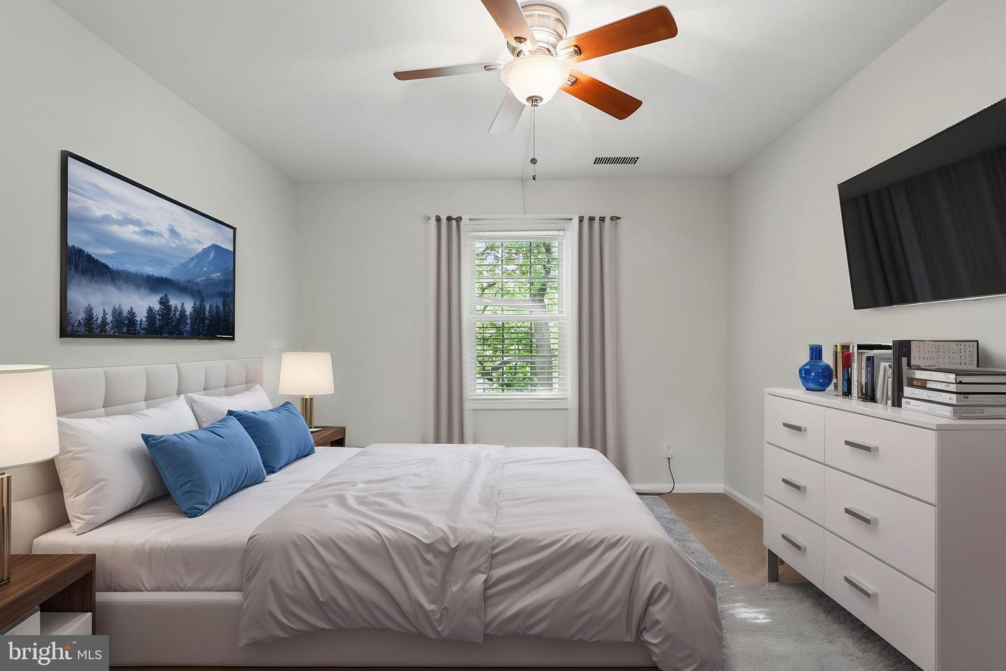 1403 E ABINGDON DR E #3, ALEXANDRIA, Virginia 22314, 1 Bedroom Bedrooms, ,1 BathroomBathrooms,Residential,For sale,1403 E ABINGDON DR E #3,VAAX2046064 MLS # VAAX2046064