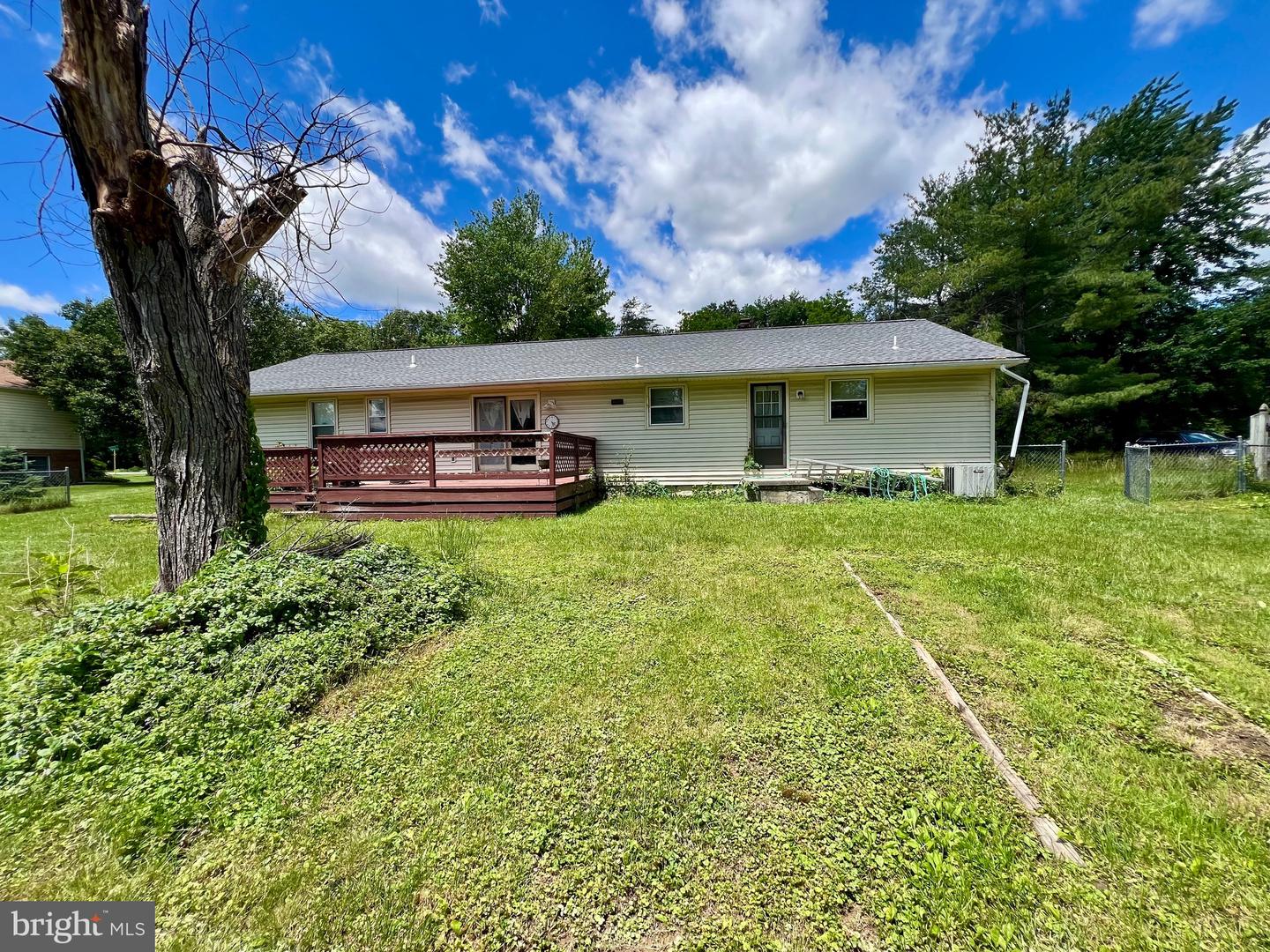 105 CAROLINE AVE, STEPHENS CITY, Virginia 22655, 3 Bedrooms Bedrooms, ,2 BathroomsBathrooms,Residential,For sale,105 CAROLINE AVE,VAFV2034630 MLS # VAFV2034630