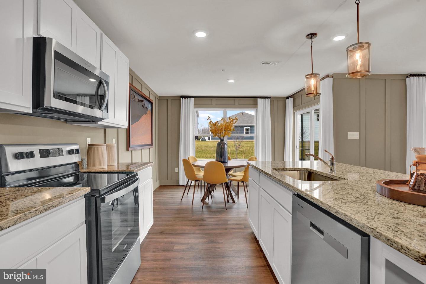 114 CHARING CROSS DR, STEPHENS CITY, Virginia 22655, 4 Bedrooms Bedrooms, ,2 BathroomsBathrooms,Residential,For sale,114 CHARING CROSS DR,VAFV2034636 MLS # VAFV2034636