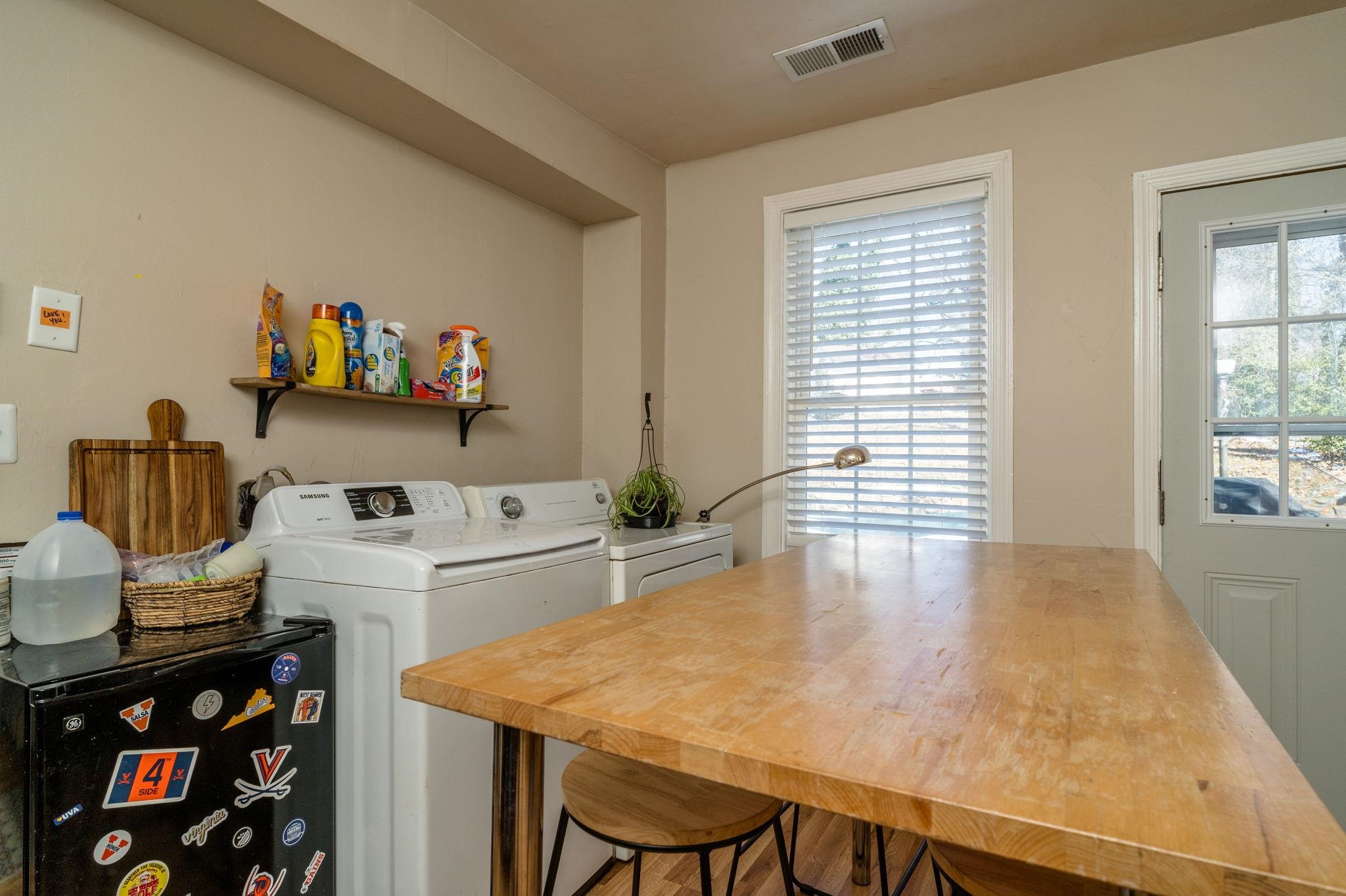 212 SHAMROCK RD, CHARLOTTESVILLE, Virginia 22903, 3 Bedrooms Bedrooms, ,2 BathroomsBathrooms,Residential,212 SHAMROCK RD,665329 MLS # 665329