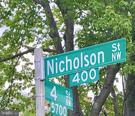 410 NICHOLSON ST NW, WASHINGTON, District Of Columbia 20011, 6 Bedrooms Bedrooms, ,3 BathroomsBathrooms,Residential,For sale,410 NICHOLSON ST NW,DCDC2203966 MLS # DCDC2203966