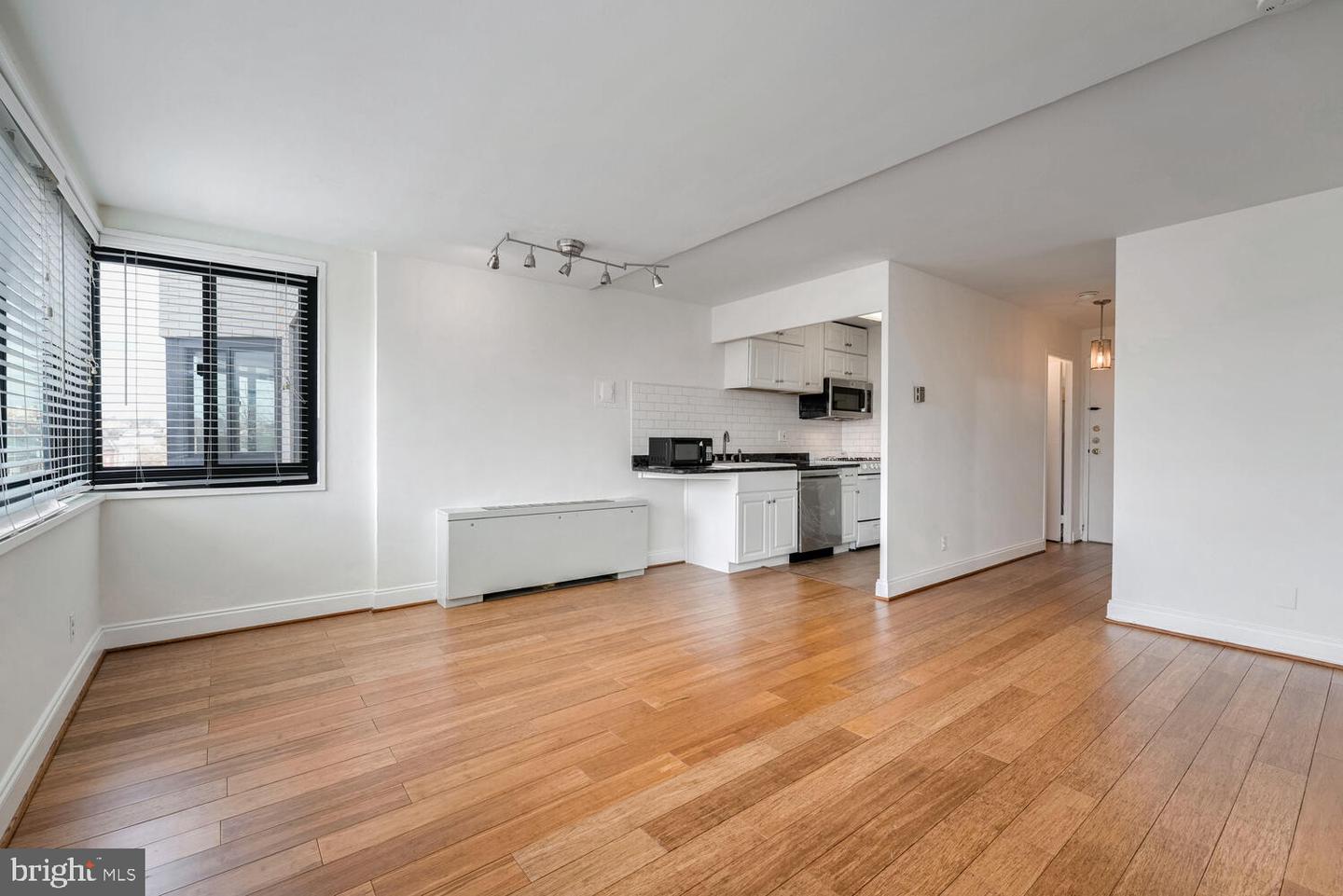 1601 18TH ST NW #718, WASHINGTON, District Of Columbia 20009, ,1 BathroomBathrooms,Residential,For sale,1601 18TH ST NW #718,DCDC2172282 MLS # DCDC2172282