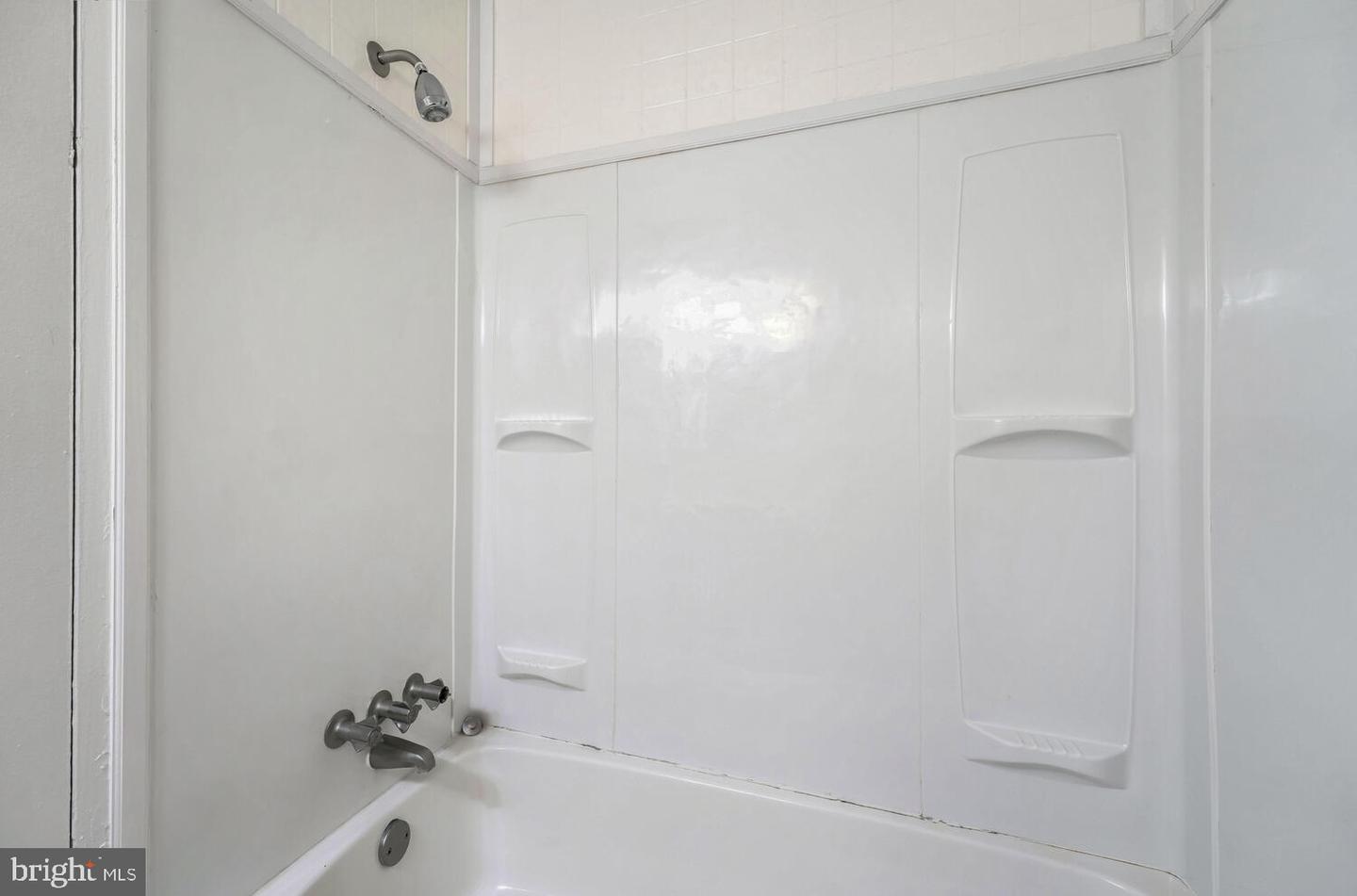 1601 18TH ST NW #718, WASHINGTON, District Of Columbia 20009, ,1 BathroomBathrooms,Residential,For sale,1601 18TH ST NW #718,DCDC2172282 MLS # DCDC2172282
