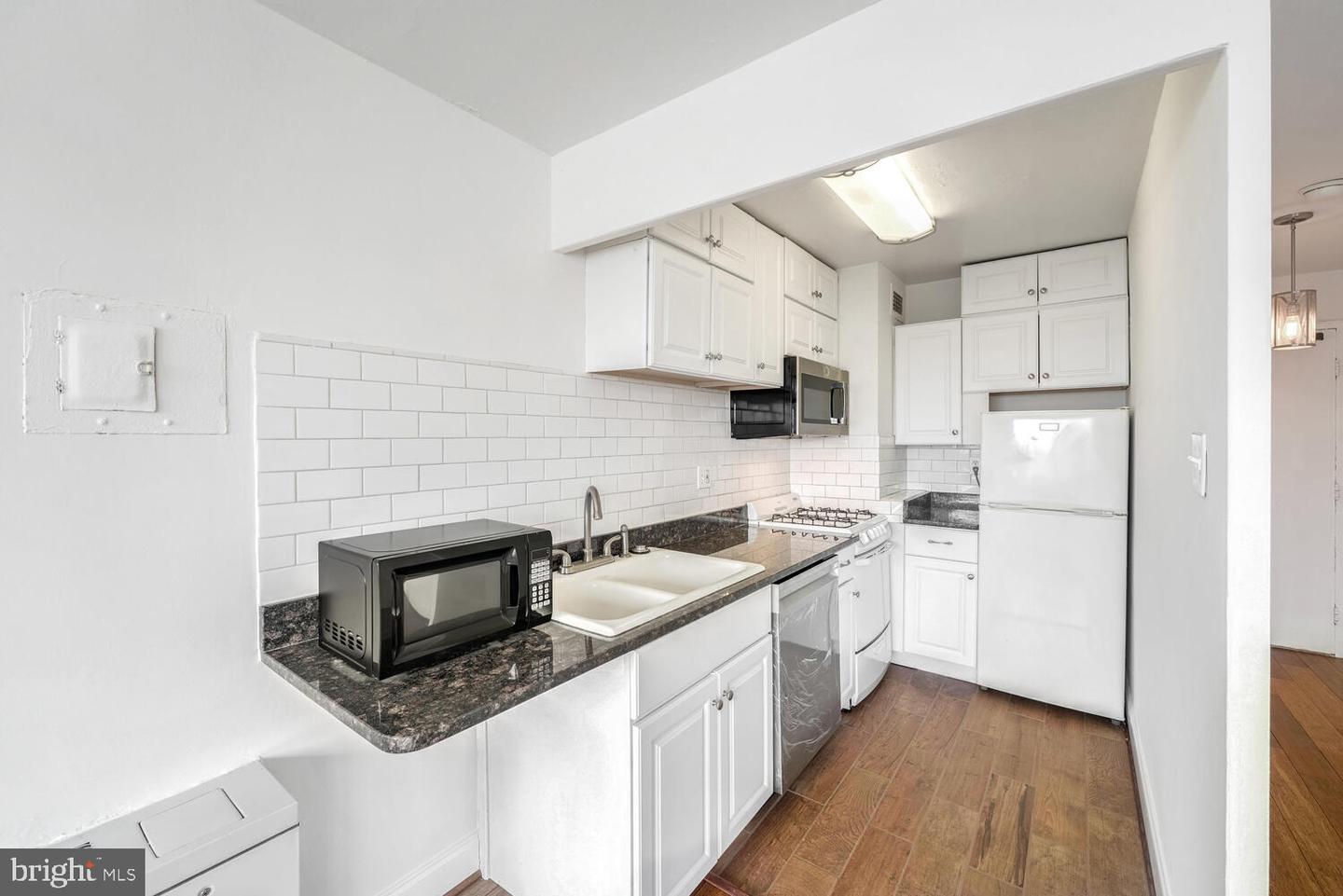 1601 18TH ST NW #718, WASHINGTON, District Of Columbia 20009, ,1 BathroomBathrooms,Residential,For sale,1601 18TH ST NW #718,DCDC2172282 MLS # DCDC2172282