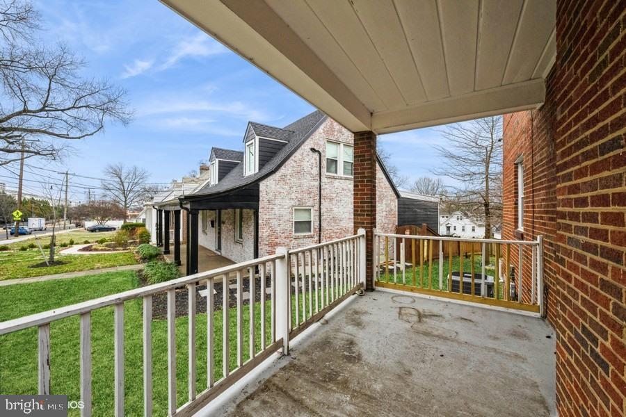 2428 S DAKOTA AVE NE, WASHINGTON, District Of Columbia 20018, 4 Bedrooms Bedrooms, ,2 BathroomsBathrooms,Residential,For sale,2428 S DAKOTA AVE NE,DCDC2172794 MLS # DCDC2172794