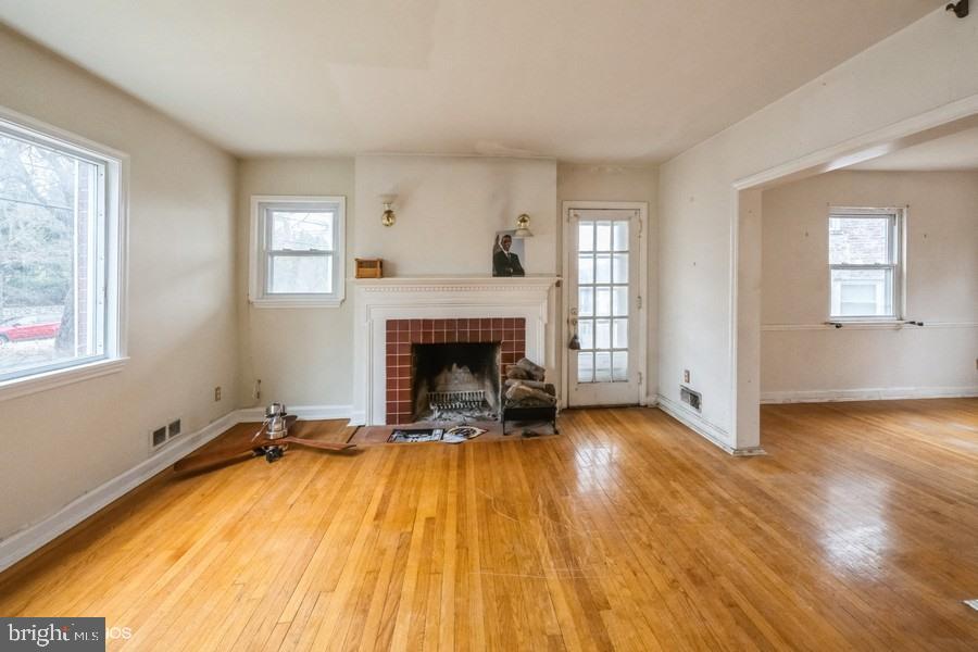2428 S DAKOTA AVE NE, WASHINGTON, District Of Columbia 20018, 4 Bedrooms Bedrooms, ,2 BathroomsBathrooms,Residential,For sale,2428 S DAKOTA AVE NE,DCDC2172794 MLS # DCDC2172794