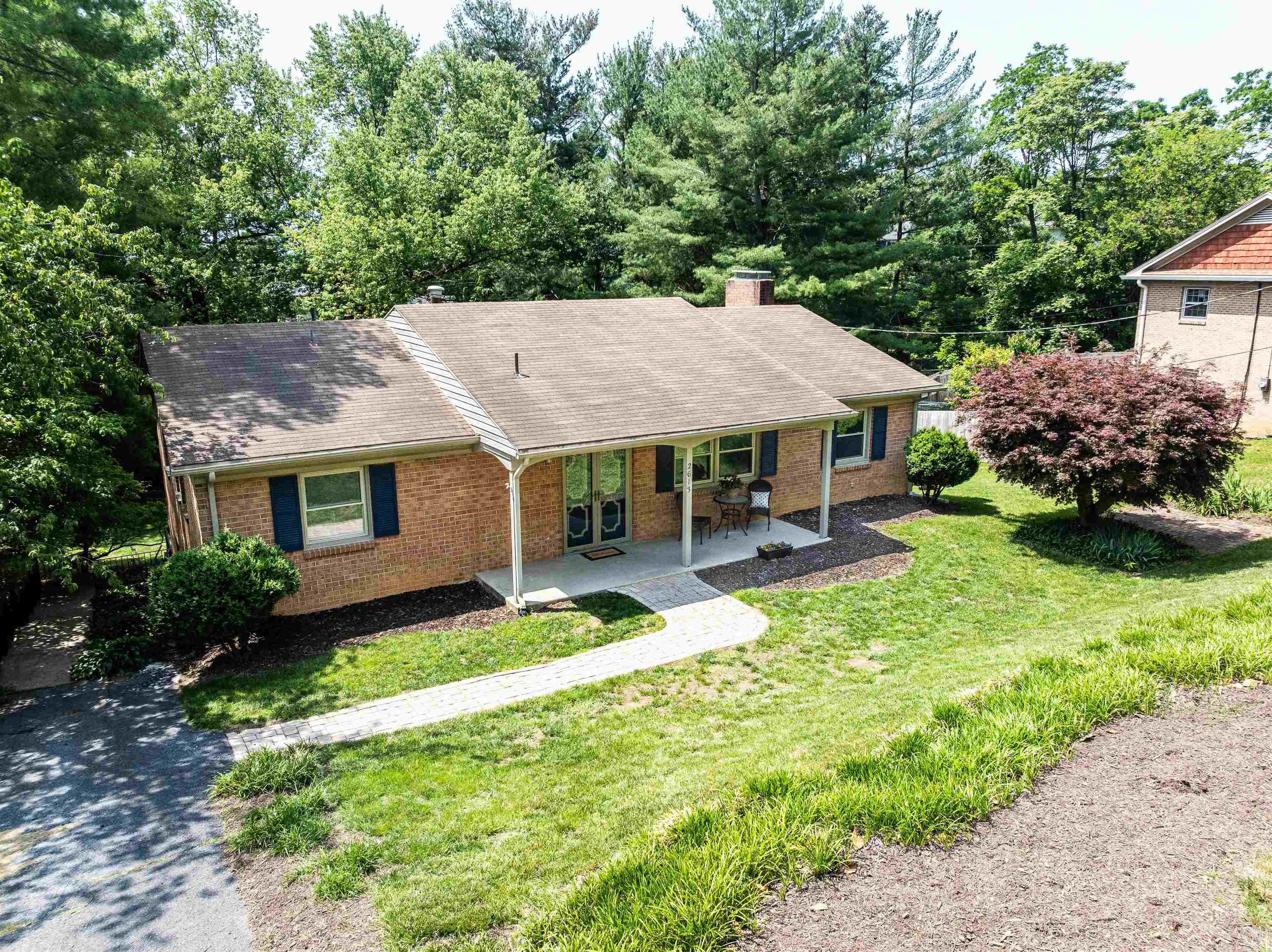 2613 ESTON DR, STAUNTON, Virginia 24401, 4 Bedrooms Bedrooms, ,3 BathroomsBathrooms,Residential,2613 Eston Drive,2613 ESTON DR,665340 MLS # 665340