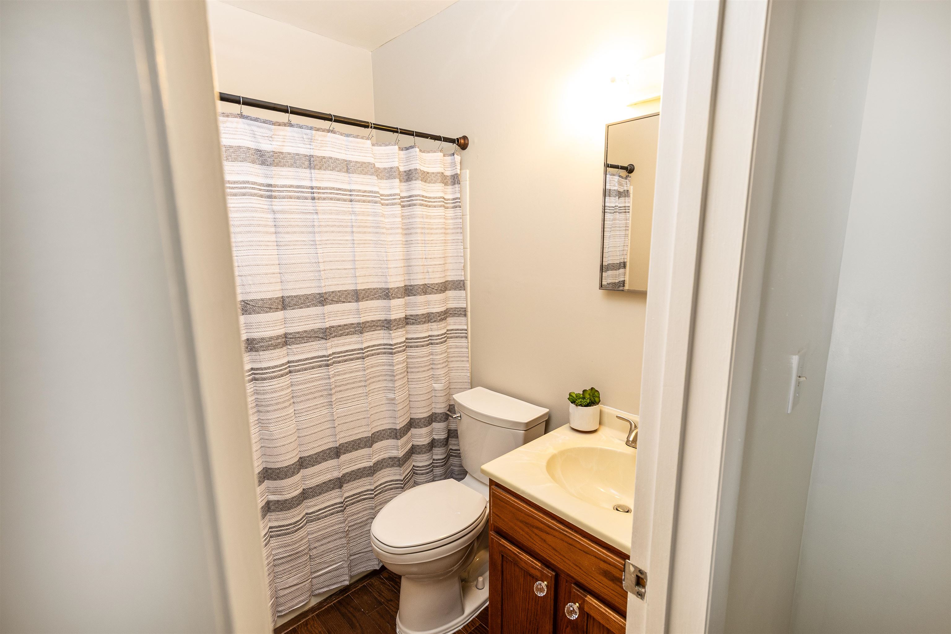 2613 ESTON DR, STAUNTON, Virginia 24401, 4 Bedrooms Bedrooms, ,3 BathroomsBathrooms,Residential,2613 Eston Drive,2613 ESTON DR,665340 MLS # 665340