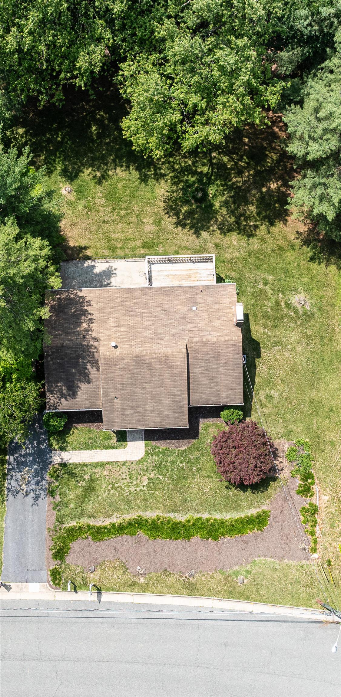 2613 ESTON DR, STAUNTON, Virginia 24401, 4 Bedrooms Bedrooms, ,3 BathroomsBathrooms,Residential,2613 Eston Drive,2613 ESTON DR,665340 MLS # 665340