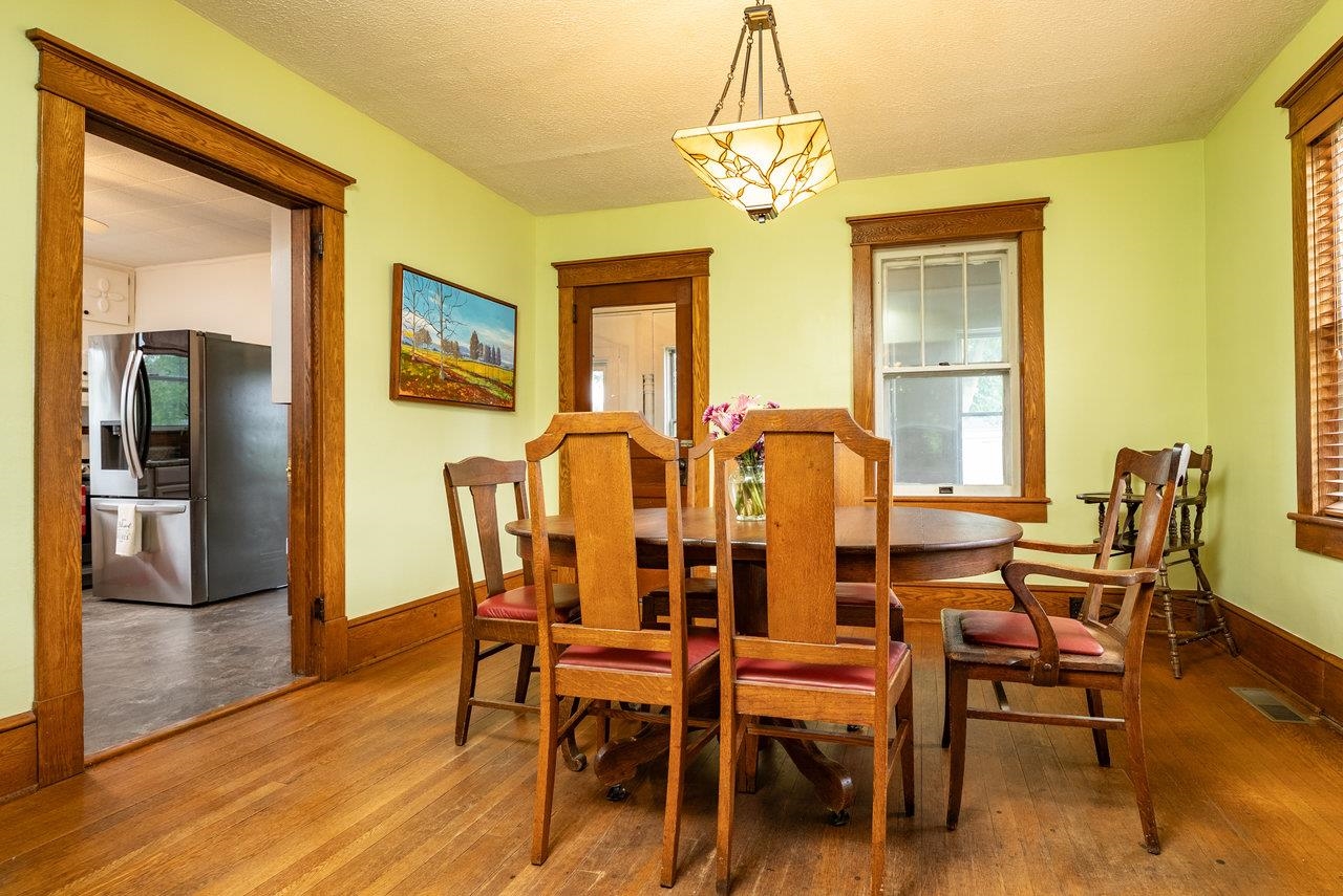 550 MASON ST, DAYTON, Virginia 22821, 3 Bedrooms Bedrooms, ,1 BathroomBathrooms,Residential,550 MASON ST,665344 MLS # 665344