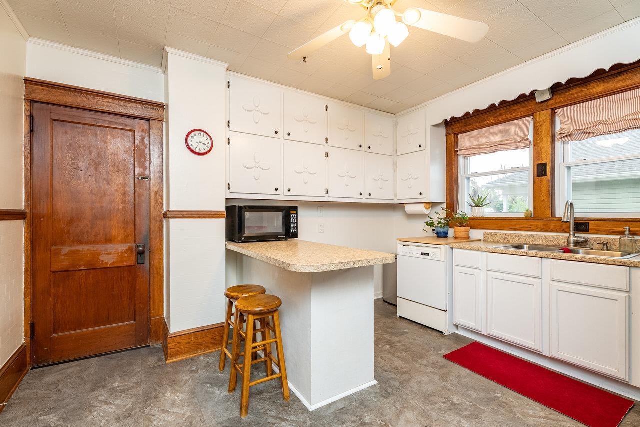 550 MASON ST, DAYTON, Virginia 22821, 3 Bedrooms Bedrooms, ,1 BathroomBathrooms,Residential,550 MASON ST,665344 MLS # 665344