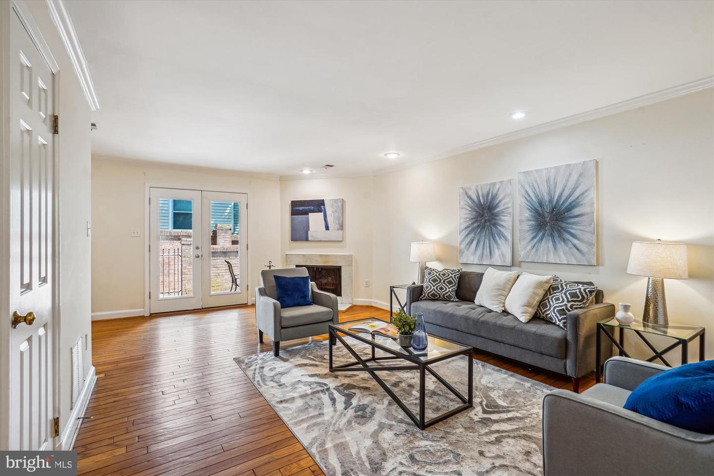 1802 21ST ST N, ARLINGTON, Virginia 22209, 2 Bedrooms Bedrooms, ,2 BathroomsBathrooms,Residential,For sale,1802 21ST ST N,VAAR2055118 MLS # VAAR2055118