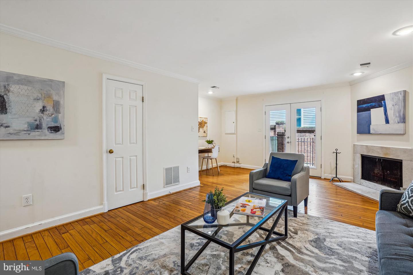 1802 21ST ST N, ARLINGTON, Virginia 22209, 2 Bedrooms Bedrooms, ,2 BathroomsBathrooms,Residential,For sale,1802 21ST ST N,VAAR2055118 MLS # VAAR2055118
