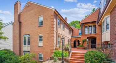 1802 21ST ST N, ARLINGTON, Virginia 22209, 2 Bedrooms Bedrooms, ,2 BathroomsBathrooms,Residential,For sale,1802 21ST ST N,VAAR2055118 MLS # VAAR2055118