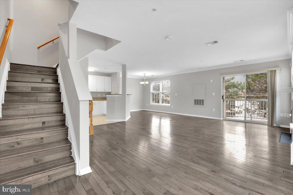 4542 SUPERIOR SQ, FAIRFAX, Virginia 22033, 3 Bedrooms Bedrooms, ,3 BathroomsBathrooms,Residential,For sale,4542 SUPERIOR SQ,VAFX2232946 MLS # VAFX2232946