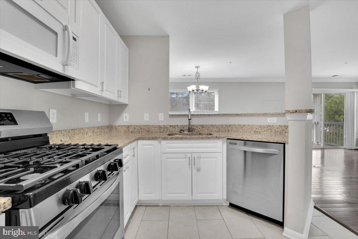 4542 SUPERIOR SQ, FAIRFAX, Virginia 22033, 3 Bedrooms Bedrooms, ,3 BathroomsBathrooms,Residential,For sale,4542 SUPERIOR SQ,VAFX2232946 MLS # VAFX2232946