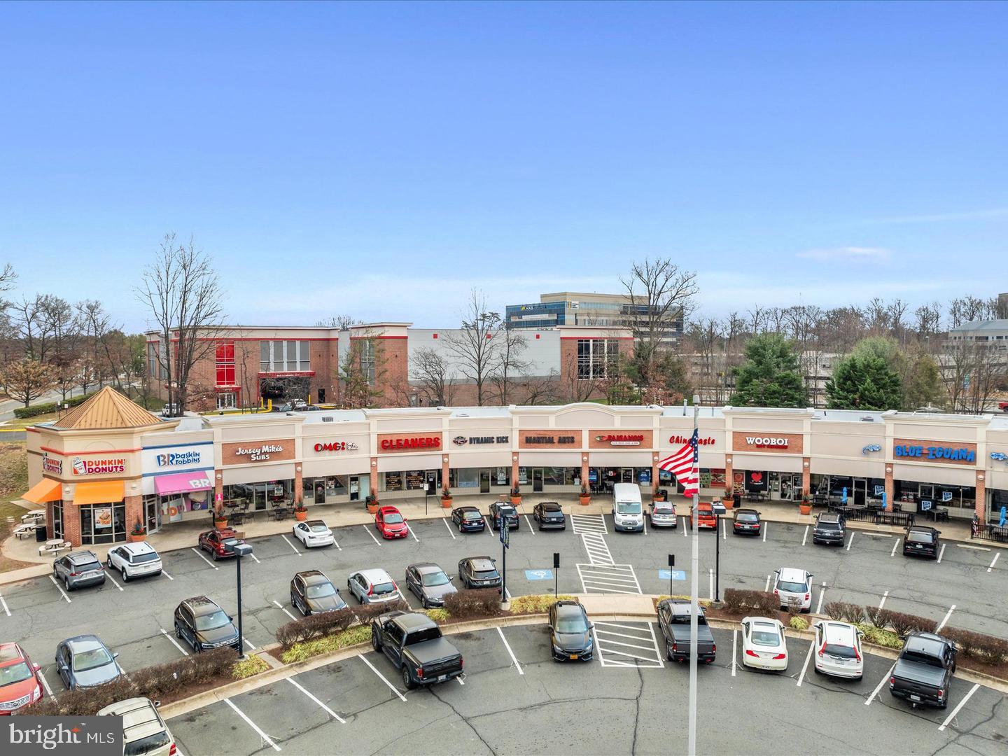 4542 SUPERIOR SQ, FAIRFAX, Virginia 22033, 3 Bedrooms Bedrooms, ,3 BathroomsBathrooms,Residential,For sale,4542 SUPERIOR SQ,VAFX2232946 MLS # VAFX2232946