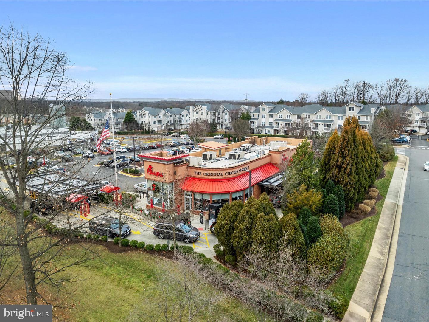 4542 SUPERIOR SQ, FAIRFAX, Virginia 22033, 3 Bedrooms Bedrooms, ,3 BathroomsBathrooms,Residential,For sale,4542 SUPERIOR SQ,VAFX2232946 MLS # VAFX2232946