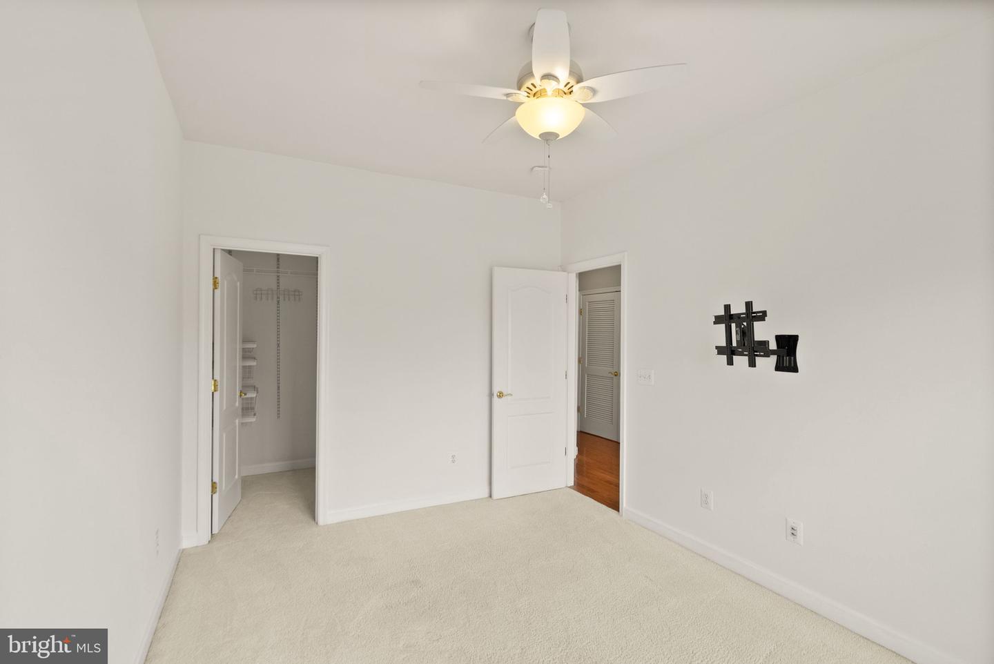 43750 LEES MILL SQ, LEESBURG, Virginia 20176, 4 Bedrooms Bedrooms, ,3 BathroomsBathrooms,Residential,For sale,43750 LEES MILL SQ,VALO2094240 MLS # VALO2094240