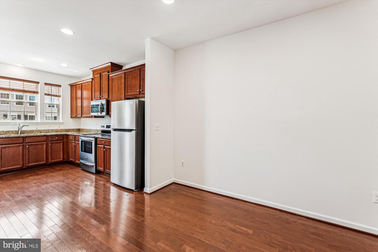 8210 HERITAGE CROSSING CT, MANASSAS, Virginia 20109, 2 Bedrooms Bedrooms, ,2 BathroomsBathrooms,Residential,For sale,8210 HERITAGE CROSSING CT,VAPW2093804 MLS # VAPW2093804