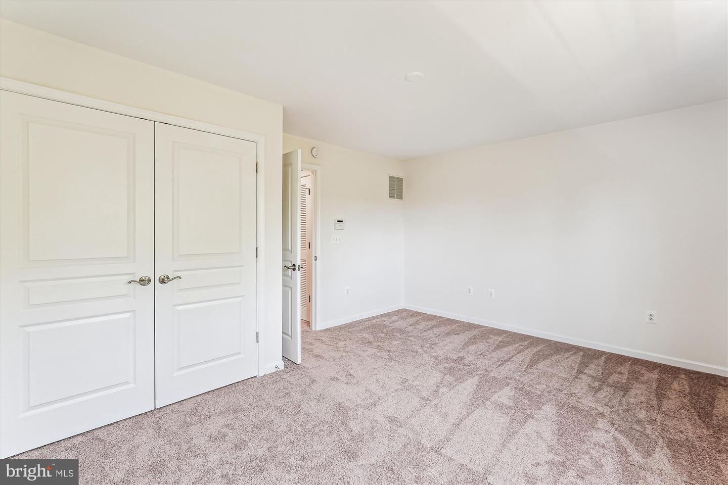 8210 HERITAGE CROSSING CT, MANASSAS, Virginia 20109, 2 Bedrooms Bedrooms, ,2 BathroomsBathrooms,Residential,For sale,8210 HERITAGE CROSSING CT,VAPW2093804 MLS # VAPW2093804