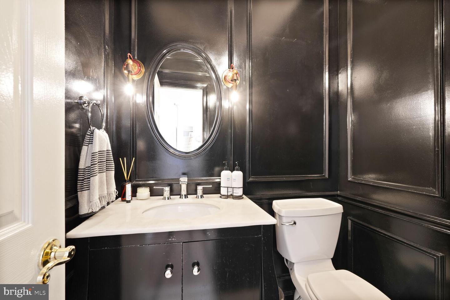6013 4TH ST N, ARLINGTON, Virginia 22203, 5 Bedrooms Bedrooms, ,3 BathroomsBathrooms,Residential,For sale,6013 4TH ST N,VAAR2057366 MLS # VAAR2057366