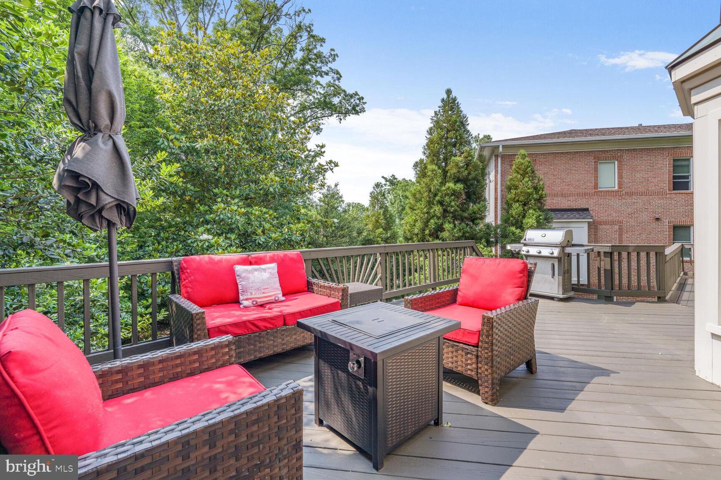 6013 4TH ST N, ARLINGTON, Virginia 22203, 5 Bedrooms Bedrooms, ,3 BathroomsBathrooms,Residential,For sale,6013 4TH ST N,VAAR2057366 MLS # VAAR2057366