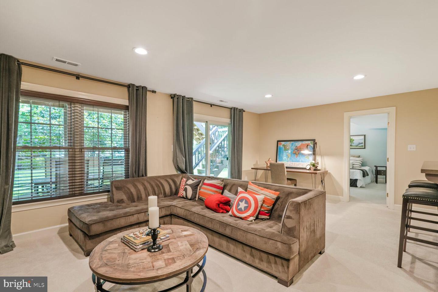 6013 4TH ST N, ARLINGTON, Virginia 22203, 5 Bedrooms Bedrooms, ,3 BathroomsBathrooms,Residential,For sale,6013 4TH ST N,VAAR2057366 MLS # VAAR2057366