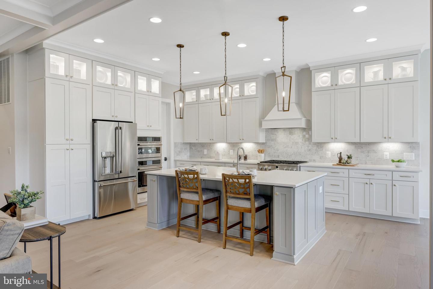 3013 N TORONTO ST, ARLINGTON, Virginia 22213, 4 Bedrooms Bedrooms, ,3 BathroomsBathrooms,Residential,For sale,3013 N TORONTO ST,VAAR2057506 MLS # VAAR2057506