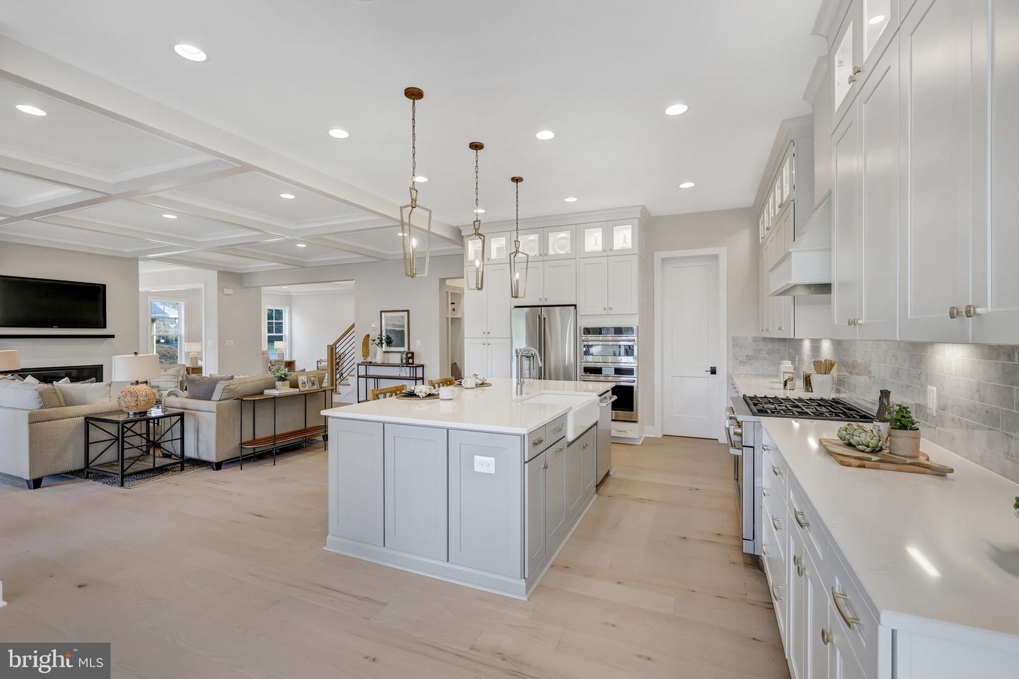 3013 N TORONTO ST, ARLINGTON, Virginia 22213, 4 Bedrooms Bedrooms, ,3 BathroomsBathrooms,Residential,For sale,3013 N TORONTO ST,VAAR2057506 MLS # VAAR2057506
