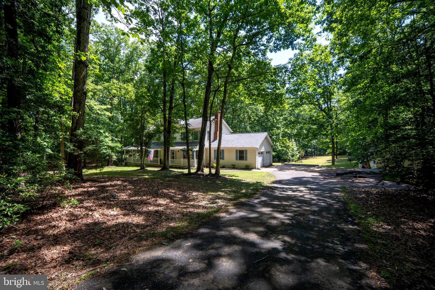 13403 MOTTS RUN RD, FREDERICKSBURG, Virginia 22407, 4 Bedrooms Bedrooms, ,2 BathroomsBathrooms,Residential,For sale,13403 MOTTS RUN RD,VASP2033274 MLS # VASP2033274
