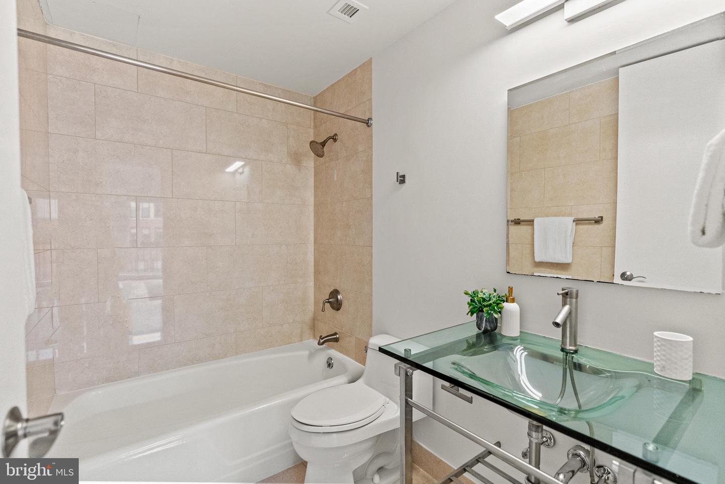 3251 PROSPECT ST NW #317, WASHINGTON, District Of Columbia 20007, 2 Bedrooms Bedrooms, ,2 BathroomsBathrooms,Residential,For sale,3251 PROSPECT ST NW #317,DCDC2202894 MLS # DCDC2202894