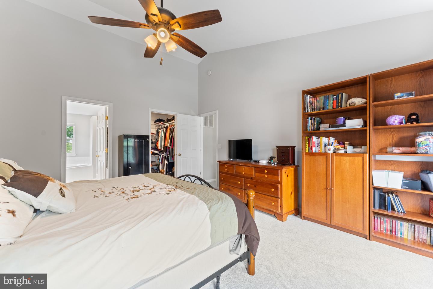 20 NEWBURY DR, STAFFORD, Virginia 22556, 4 Bedrooms Bedrooms, ,2 BathroomsBathrooms,Residential,For sale,20 NEWBURY DR,VAST2039252 MLS # VAST2039252
