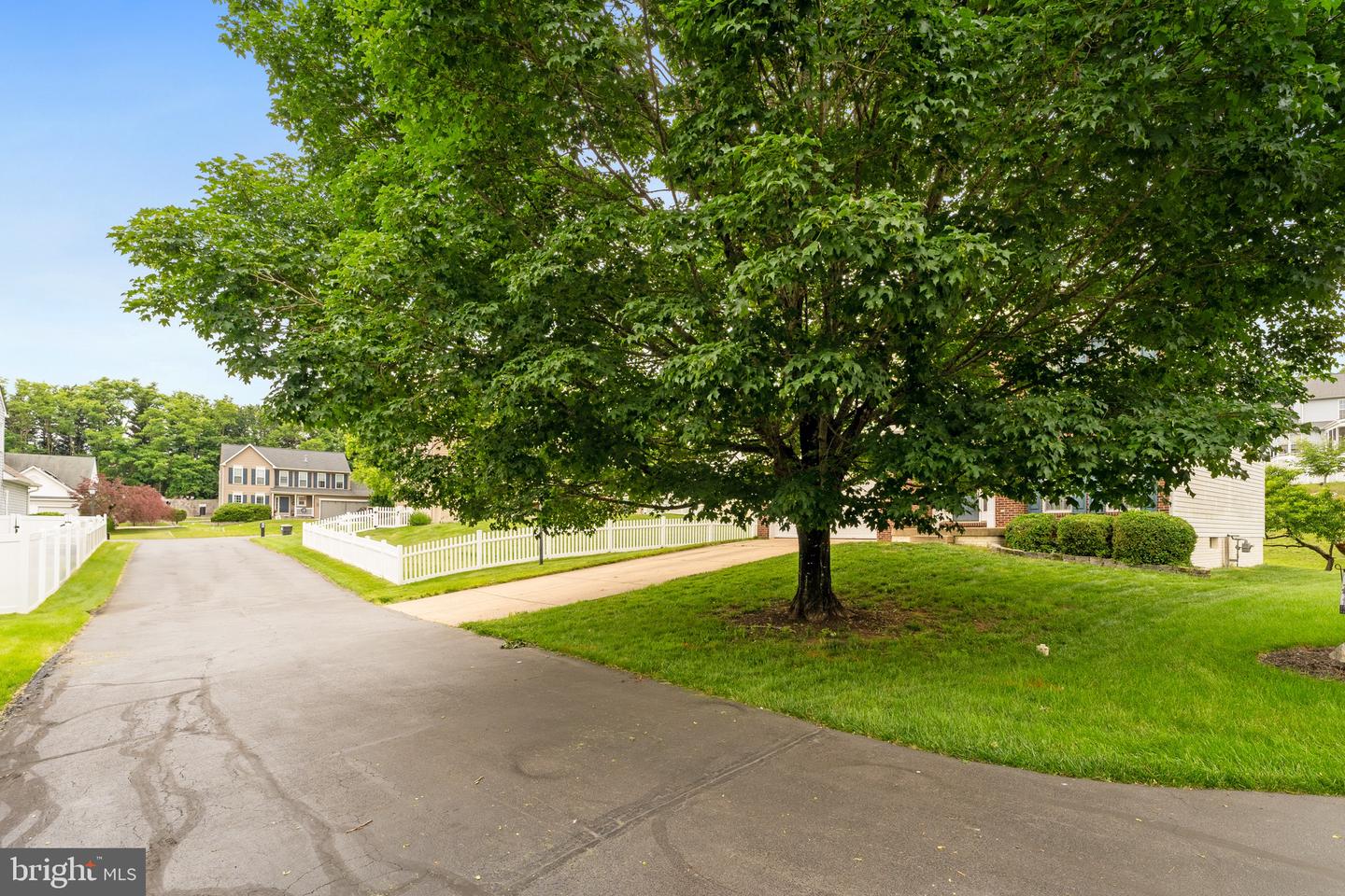 20 NEWBURY DR, STAFFORD, Virginia 22556, 4 Bedrooms Bedrooms, ,2 BathroomsBathrooms,Residential,For sale,20 NEWBURY DR,VAST2039252 MLS # VAST2039252