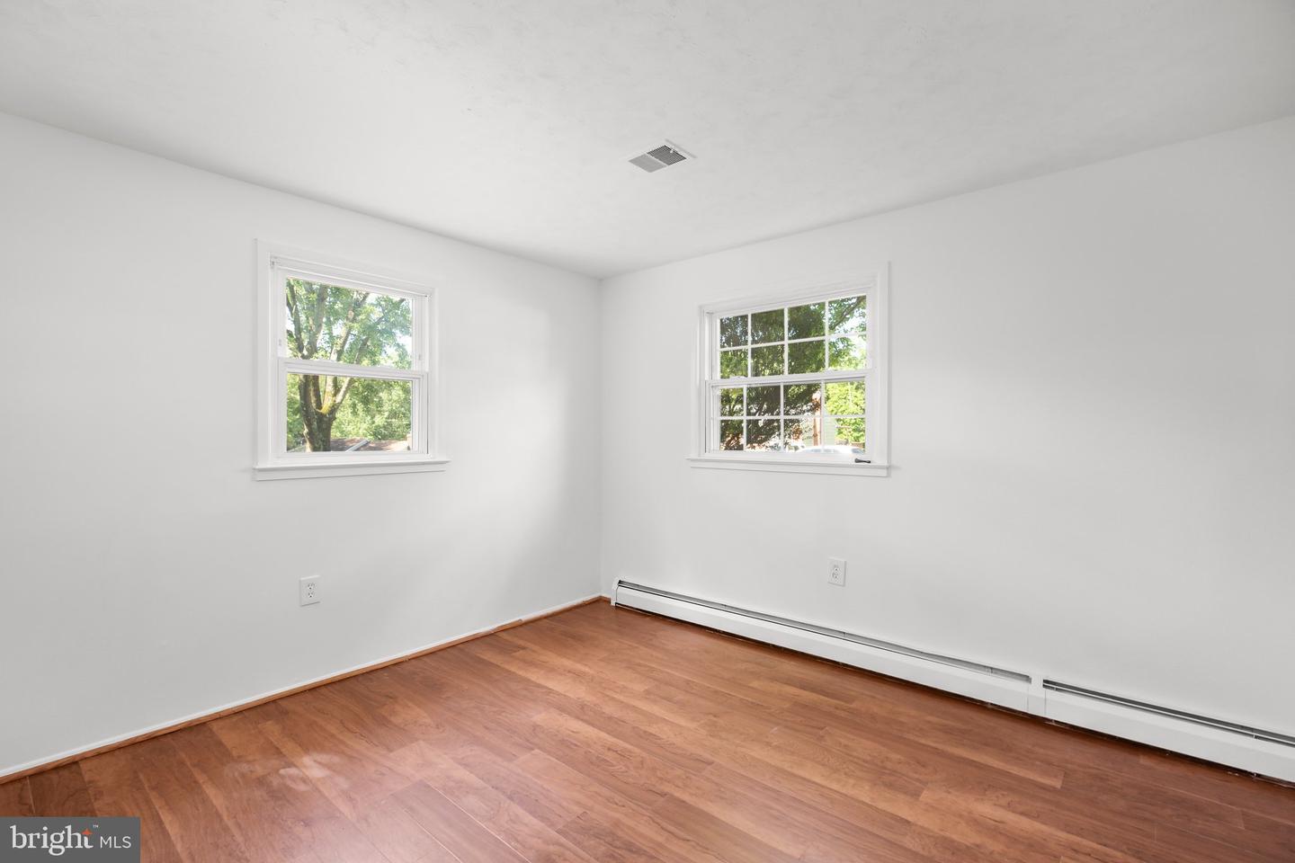 13011 KIDWELL DR, WOODBRIDGE, Virginia 22193, 4 Bedrooms Bedrooms, ,2 BathroomsBathrooms,Residential,For sale,13011 KIDWELL DR,VAPW2095742 MLS # VAPW2095742