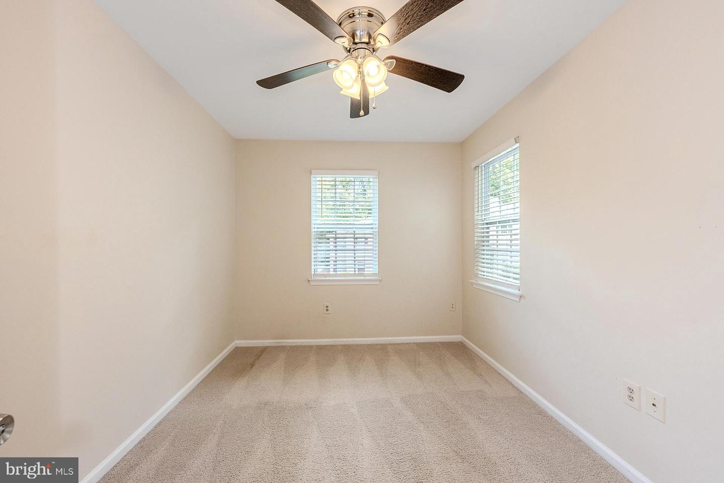 10024 PARK WOODS LN, BURKE, Virginia 22015, 4 Bedrooms Bedrooms, ,2 BathroomsBathrooms,Residential,For sale,10024 PARK WOODS LN,VAFX2243854 MLS # VAFX2243854