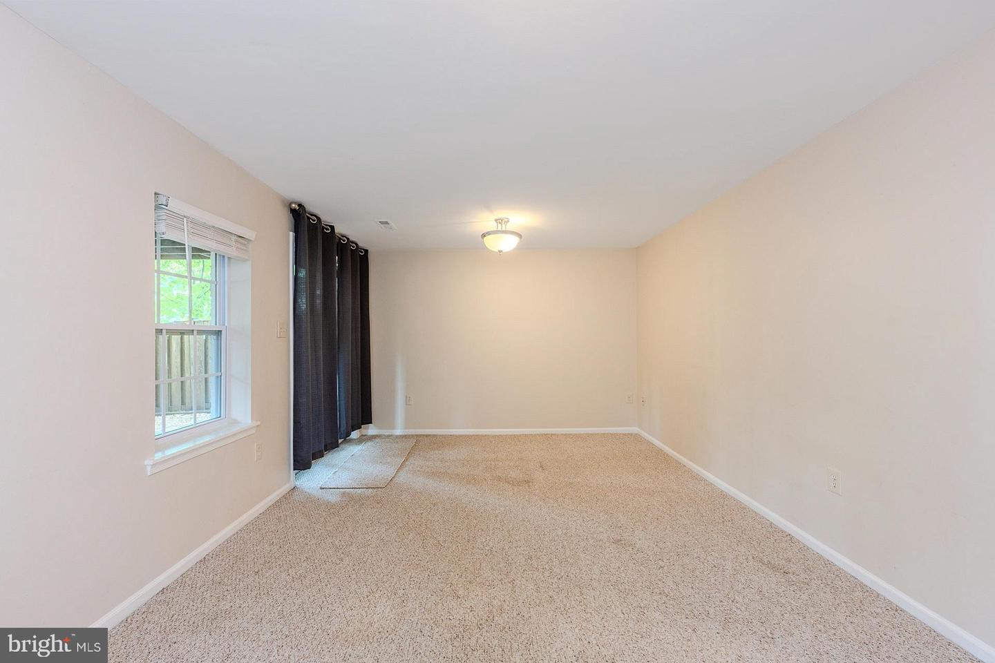 10024 PARK WOODS LN, BURKE, Virginia 22015, 4 Bedrooms Bedrooms, ,2 BathroomsBathrooms,Residential,For sale,10024 PARK WOODS LN,VAFX2243854 MLS # VAFX2243854