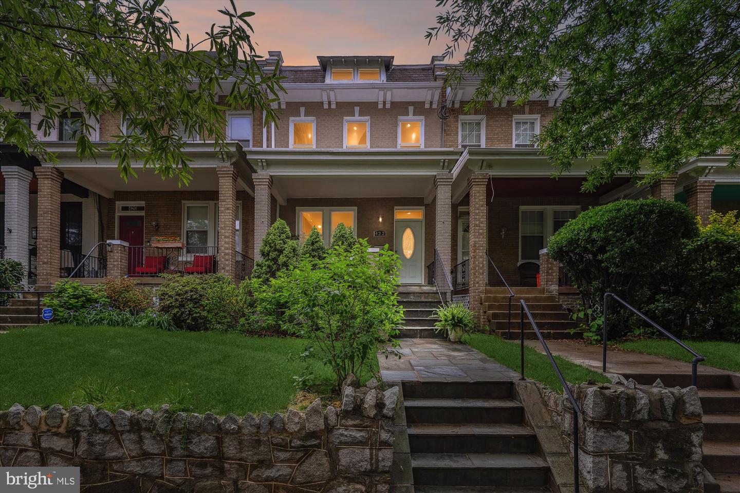 422 HAMILTON ST NW, WASHINGTON, District Of Columbia 20011, 4 Bedrooms Bedrooms, ,3 BathroomsBathrooms,Residential,For sale,422 HAMILTON ST NW,DCDC2202962 MLS # DCDC2202962