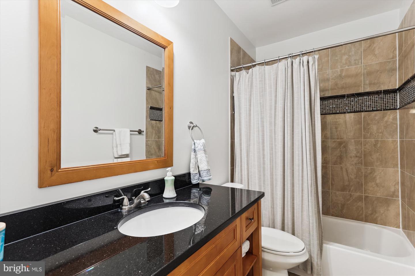 422 HAMILTON ST NW, WASHINGTON, District Of Columbia 20011, 4 Bedrooms Bedrooms, ,3 BathroomsBathrooms,Residential,For sale,422 HAMILTON ST NW,DCDC2202962 MLS # DCDC2202962