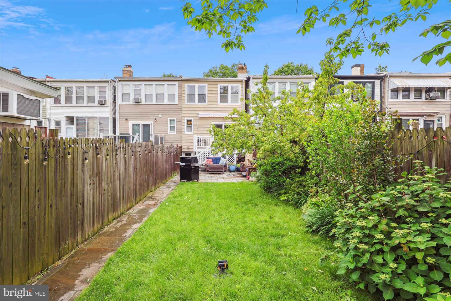 422 HAMILTON ST NW, WASHINGTON, District Of Columbia 20011, 4 Bedrooms Bedrooms, ,3 BathroomsBathrooms,Residential,For sale,422 HAMILTON ST NW,DCDC2202962 MLS # DCDC2202962