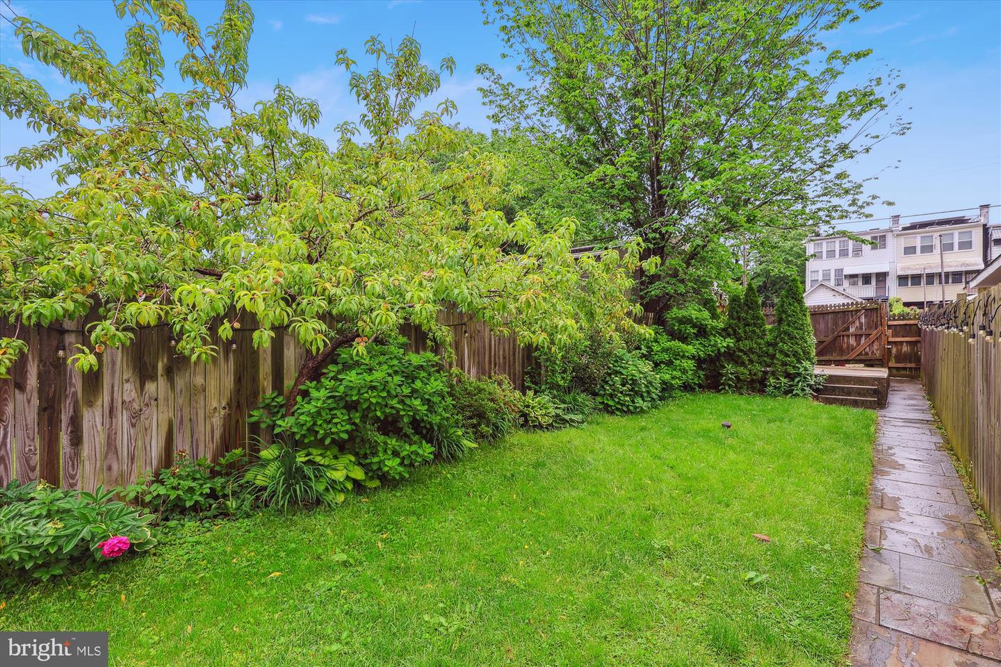 422 HAMILTON ST NW, WASHINGTON, District Of Columbia 20011, 4 Bedrooms Bedrooms, ,3 BathroomsBathrooms,Residential,For sale,422 HAMILTON ST NW,DCDC2202962 MLS # DCDC2202962