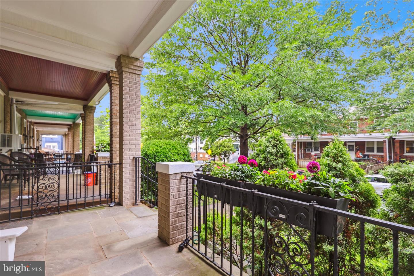 422 HAMILTON ST NW, WASHINGTON, District Of Columbia 20011, 4 Bedrooms Bedrooms, ,3 BathroomsBathrooms,Residential,For sale,422 HAMILTON ST NW,DCDC2202962 MLS # DCDC2202962