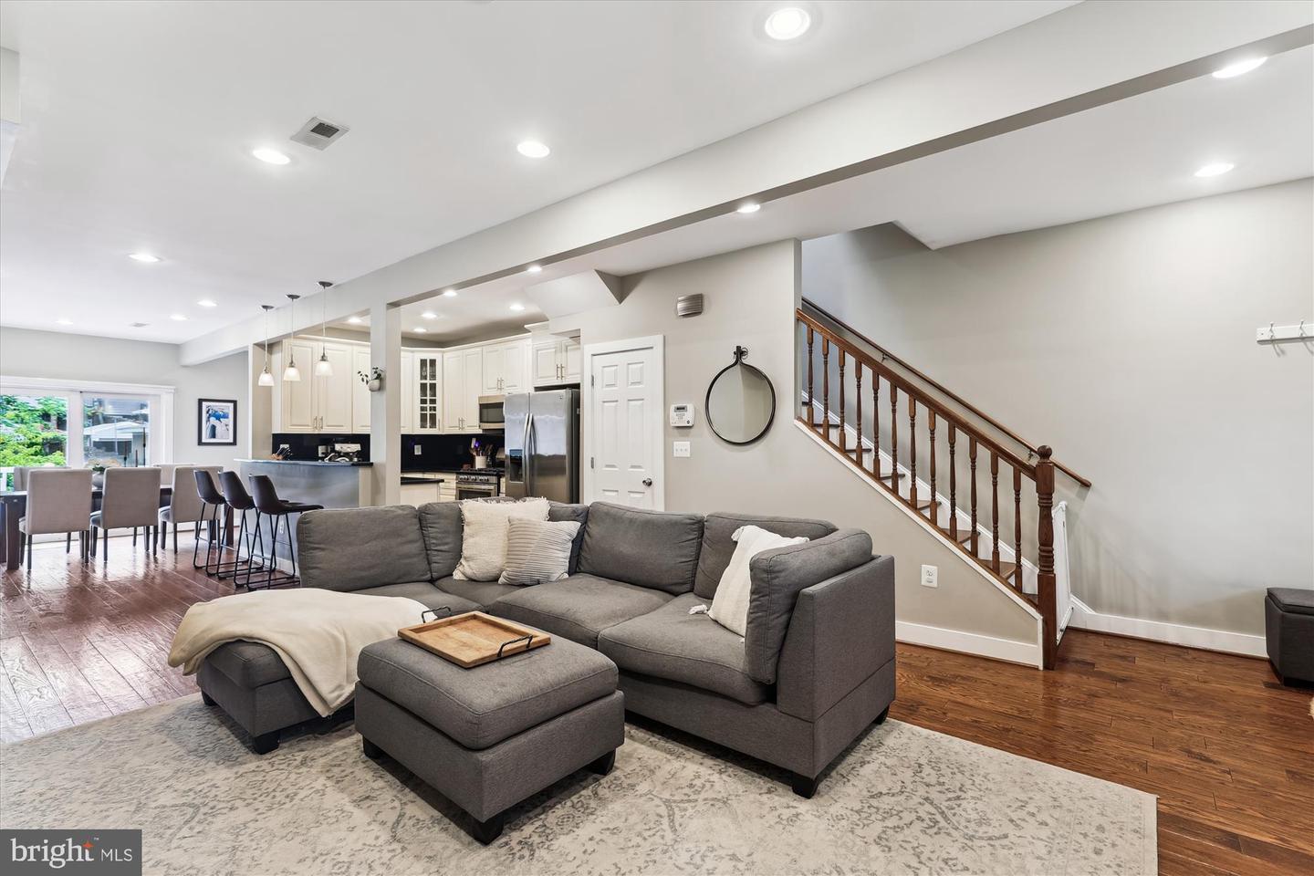 422 HAMILTON ST NW, WASHINGTON, District Of Columbia 20011, 4 Bedrooms Bedrooms, ,3 BathroomsBathrooms,Residential,For sale,422 HAMILTON ST NW,DCDC2202962 MLS # DCDC2202962